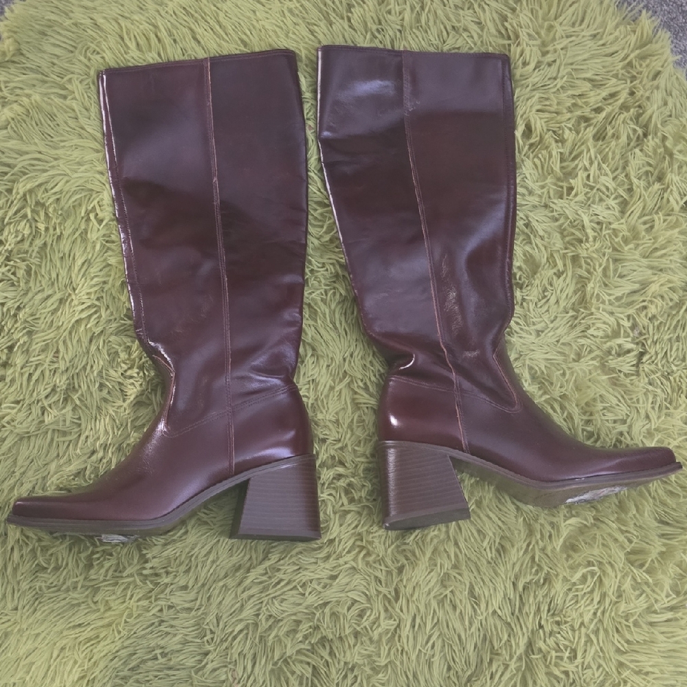 Vince Camuto Rich Burgandy Heeled Boots